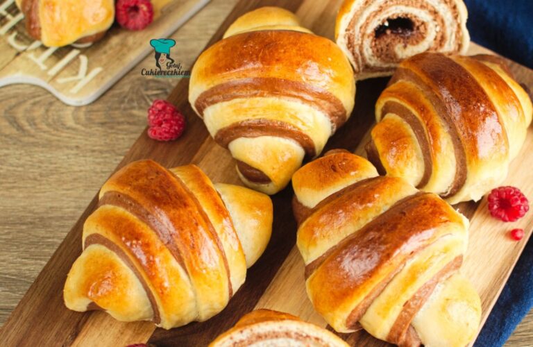 Rogale dwukolorowe z nutellą